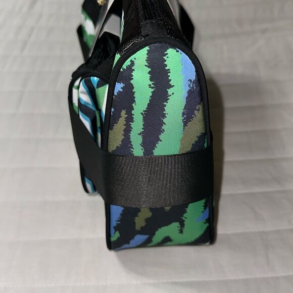 DVF x Target Black Green White Disco Zebra Arrow Geo Ginkgo 3 pack Travel Set - Picture 5 of 12